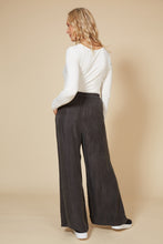 Load image into Gallery viewer, Vienetta Wide Trousers