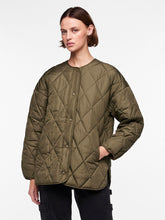 Load image into Gallery viewer, Stella Quilted Jacket