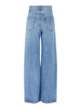 Load image into Gallery viewer, Ultra Wide Leg Jeans