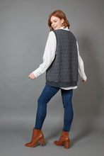 Load image into Gallery viewer, Quilted Vest