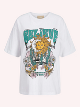 Load image into Gallery viewer, Believe T-shirt