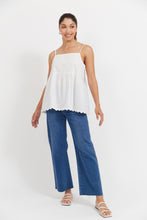 Load image into Gallery viewer, Linen Scalloped Tank