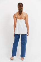 Load image into Gallery viewer, Linen Scalloped Tank