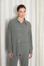Load image into Gallery viewer, Crepe Duben Shirt
