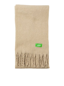 Leslie Scarf