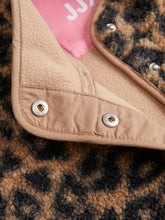 Load image into Gallery viewer, Leopard Teddy Jacket