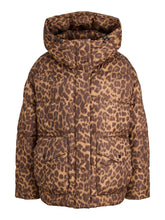 Load image into Gallery viewer, Leopard Puffa Coat