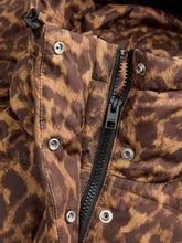 Load image into Gallery viewer, Leopard Puffa Coat