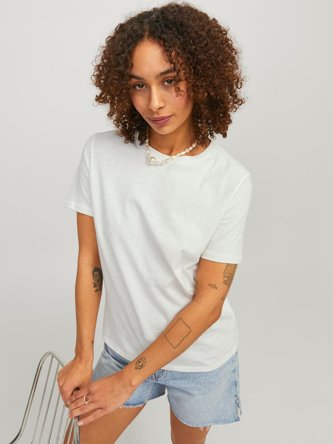 Linen T-shirt.