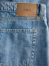 Load image into Gallery viewer, Fuji Barrel Leg Jeans
