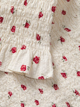 Load image into Gallery viewer, Rosebud Crinkle Top
