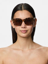 Load image into Gallery viewer, Blonde Tortie Shades