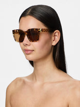 Load image into Gallery viewer, Blonde Tortie Shades