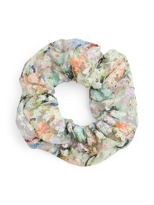 Cloud Dancer Scrunchie