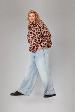 Load image into Gallery viewer, Leopard Waterproof Anorak