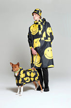 Load image into Gallery viewer, Smiley Waterproof Poncho