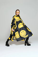 Load image into Gallery viewer, Smiley Waterproof Poncho