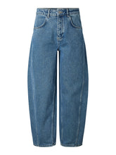Load image into Gallery viewer, High Waist Barrel Jeans