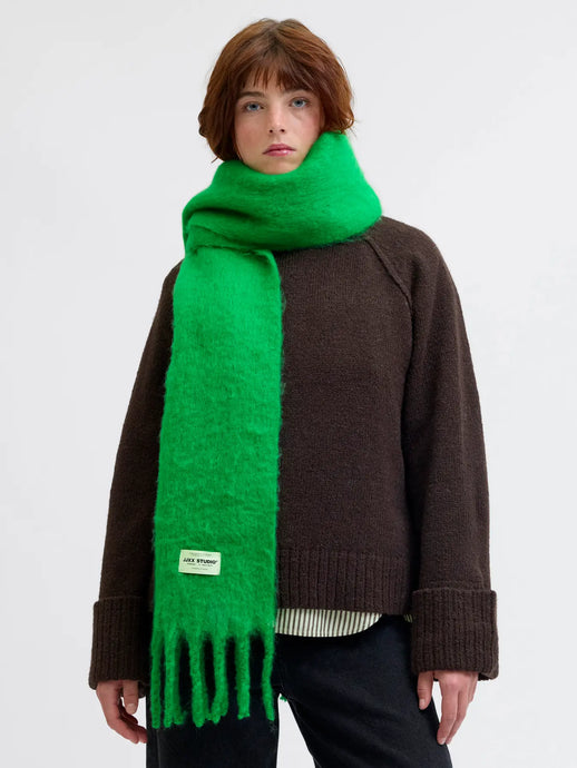 Leslie Scarf
