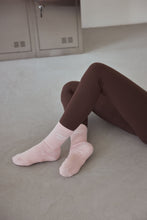 Load image into Gallery viewer, Arctic Fox Pink Grip Socks