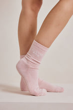 Load image into Gallery viewer, Arctic Fox Pink Grip Socks