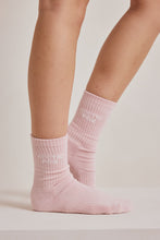 Load image into Gallery viewer, Arctic Fox Pink Grip Socks