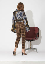 Load image into Gallery viewer, Filagree Floral Blouse