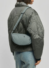 Load image into Gallery viewer, Sasja Chest Bag