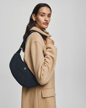 Load image into Gallery viewer, Sasja Chest Bag
