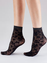 Load image into Gallery viewer, Floral Lace Ankle Socks