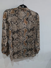 Load image into Gallery viewer, Gold Lurex Snake Blouse