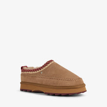 Load image into Gallery viewer, Emu Sheepskin Slip On Clogs