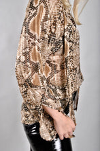 Load image into Gallery viewer, Snake Blouse