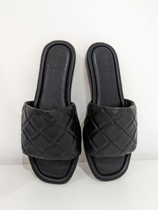Quilted Slip On Sandals