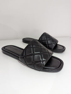 Quilted Slip On Sandals
