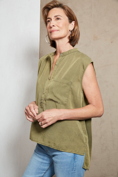 Amity Sleeveless Shirt